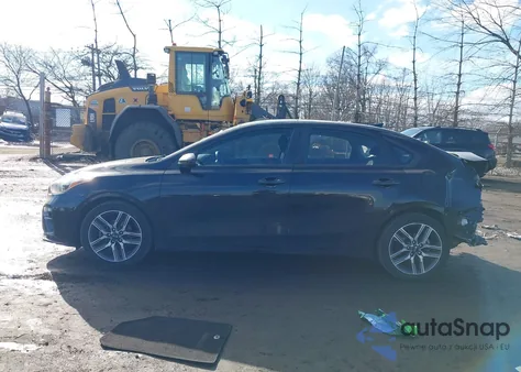 2019 Kia Forte S z USA, uszkodzony, nr VIN 3KPF34ADXKE015853